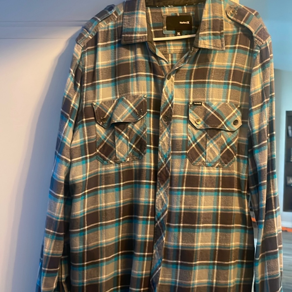 Hurley X large plaid flannel